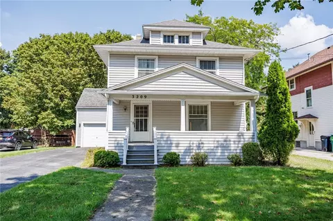 3209 Crescent Pkwy, Caledonia, NY 14423