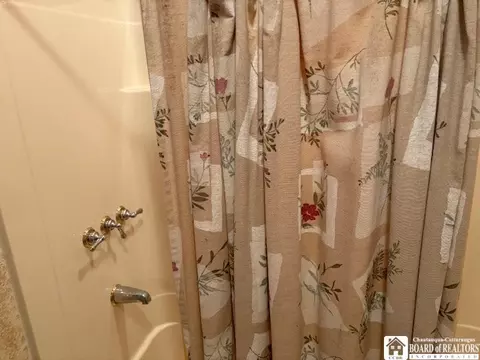 Bath - 108 Fulton St, Olean, NY 14760 photo 4 of 5