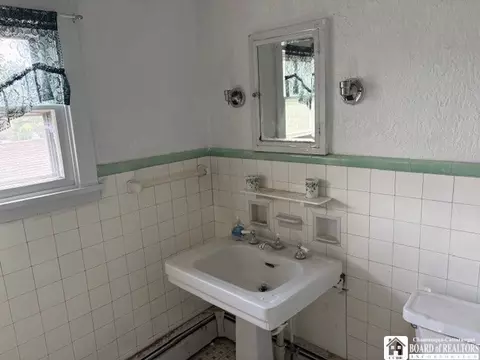 Bath - 108 Fulton St, Olean, NY 14760 photo 2 of 5