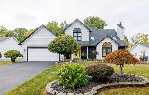 67 Rahway Ln, Gates, NY 14606
