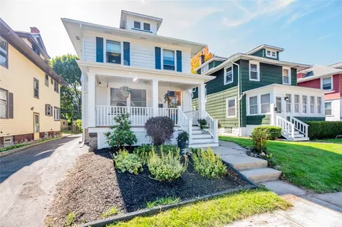 653 Melville St, Rochester, NY 14609