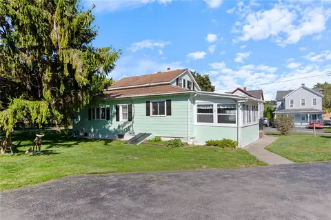 26 Jackson St, Lyons, NY 14489 photo 5