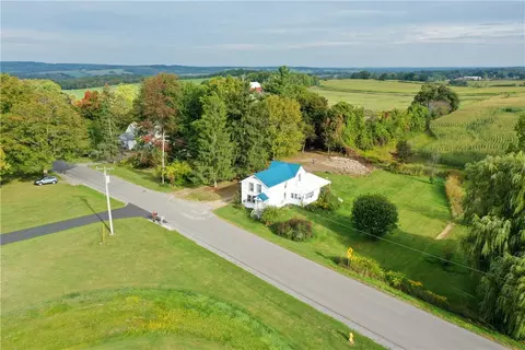 7193 Court Rd, Covington, NY 14525