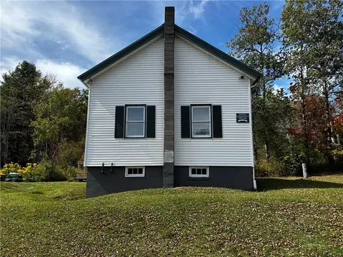 8586 County Highway 67, Hancock, NY 13783