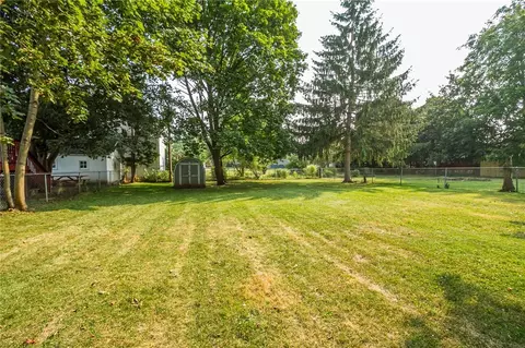 Exterior - 408 W Maple Ave, Arcadia, NY 14513 photo 5 of 6