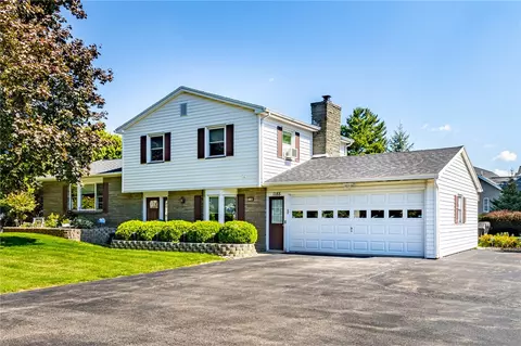 1188 Hatch Rd, Webster, NY 14580