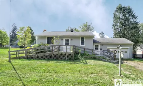 2203 2nd Ave, Busti, NY 14750