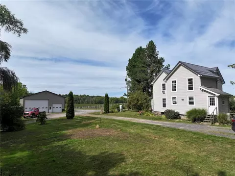 10445 Gillette Rd, Huron, NY 14516