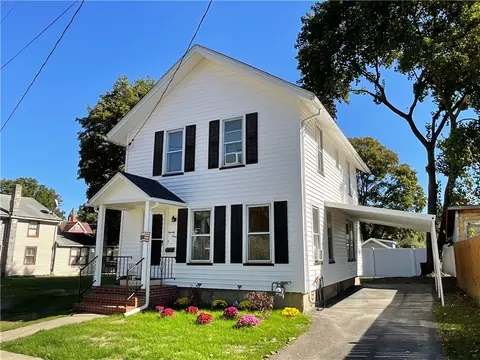 21 Pine St, North Dansville, NY 14437