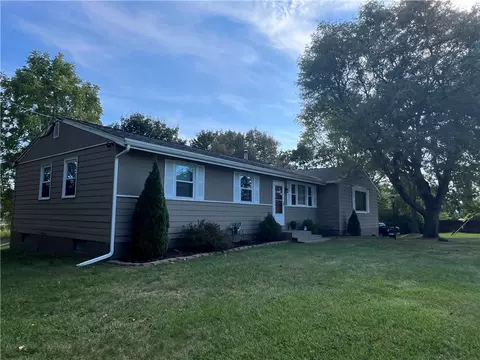13 Colonial Dr, Horseheads, NY 14845