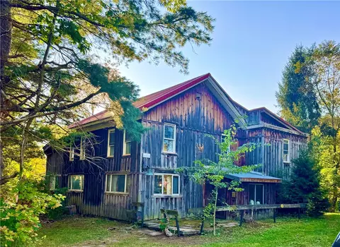 677 Frisbee Rd, Kortright, NY 13757