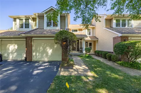 24 Montpelier Cir, Rochester, NY 14618