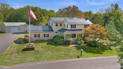 7480 Redman Rd, Williamson, NY 14589