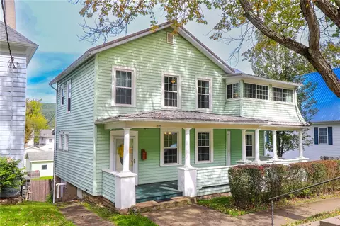 175 E 3rd St, Corning, NY 14830