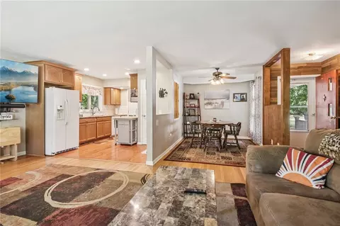 446 Trimmer Rd, Parma, NY 14559 photo 8