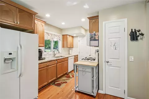 446 Trimmer Rd, Parma, NY 14559 photo 13