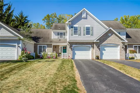5 Foxe Cmns, Chili, NY 14624