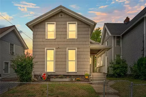 38 Hamilton St, Rochester, NY 14620