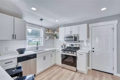 116 Charing Rd, Irondequoit, NY 14617 photo 15