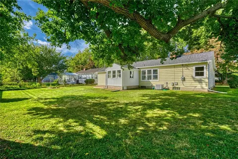 116 Charing Rd, Irondequoit, NY 14617 photo 38