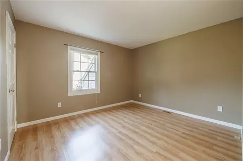 Bedroom - 3237 Pine View Dr, Walworth, NY 14568 photo 3 of 6