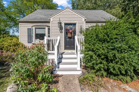 77 Barry St, Sweden, NY 14420