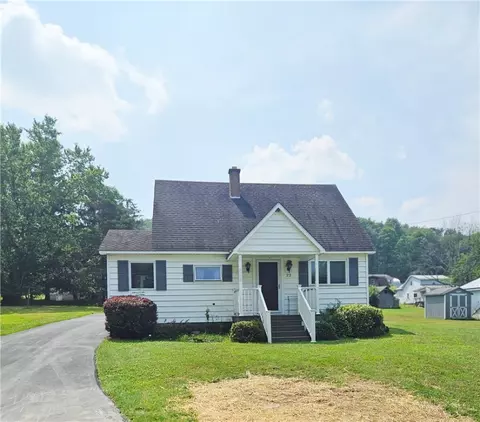 22 Park Ave, Eldred, PA 16731
