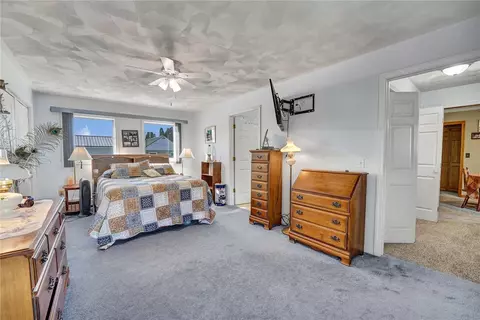 Bedroom - 22 Park Ave, Eldred, PA 16731 photo 2 of 3