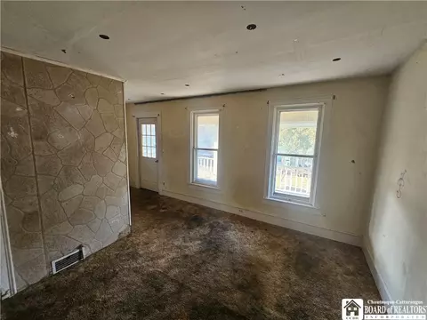 Living - 326 Laurel Ave, Olean, NY 14760 photo 5 of 6