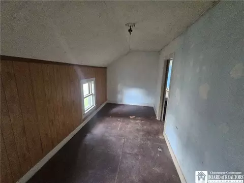 Bedroom - 326 Laurel Ave, Olean, NY 14760 photo 2 of 5