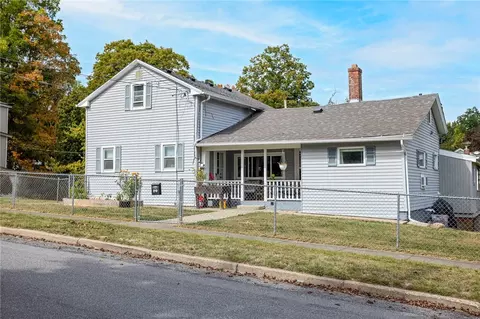 70 Murray St, Mount Morris, NY 14510