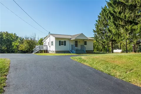 Exterior - 7416 Bauer Van Wickle Rd, Lyons, NY 14489 photo 1 of 10