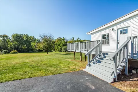 Exterior - 7416 Bauer Van Wickle Rd, Lyons, NY 14489 photo 2 of 10