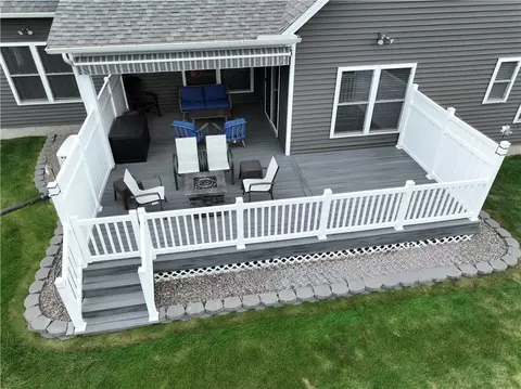 Exterior - 619 Pine Lakes Trl, Webster, NY 14580 photo 12 of 12