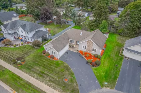 View/Area - 85 Endicar Dr, Irondequoit, NY 14622 photo 2 of 7