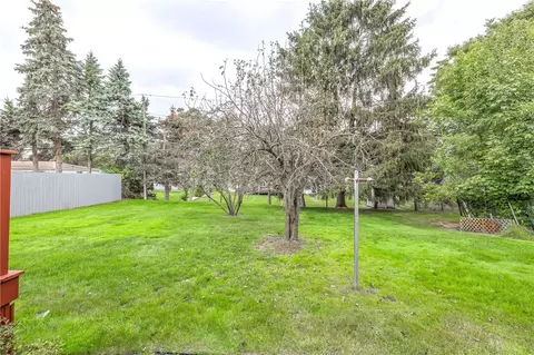 Exterior - 85 Endicar Dr, Irondequoit, NY 14622 photo 3 of 6