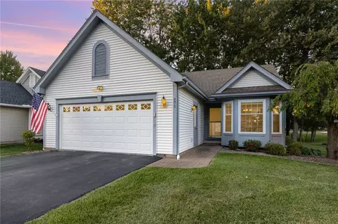 171 Cranbrook Ter, Webster, NY 14580