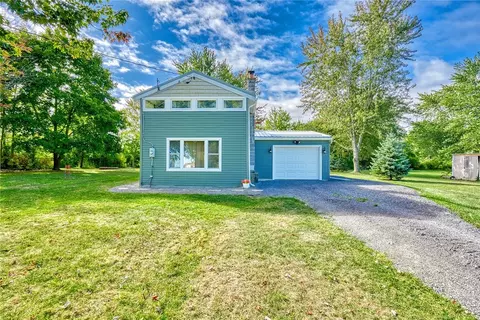 12742 Roustabout Ter, Carlton, NY 14098