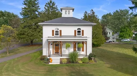 7140 Owasco Rd, Owasco, NY 13021