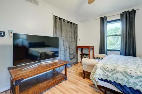 Bedroom - 331 Phillips Rd, Webster, NY 14580 photo 4 of 6