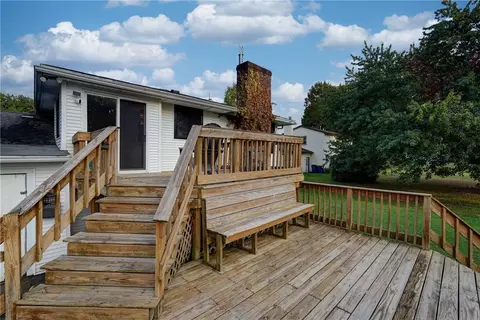 Exterior - 331 Phillips Rd, Webster, NY 14580 photo 2 of 8