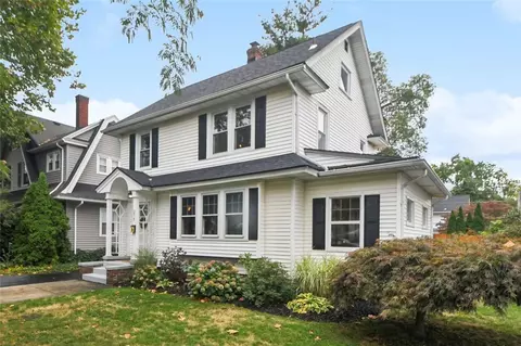 275 Titus Ave, Irondequoit, NY 14617