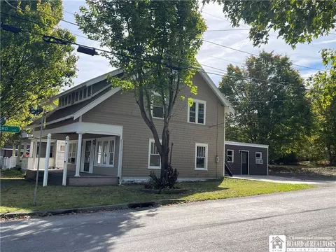471 Fairmount Ave, Ellicott, NY 14701