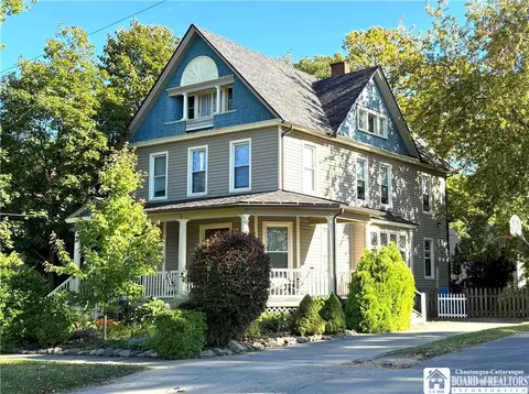 15 E Fifth St, Dunkirk, NY 14048