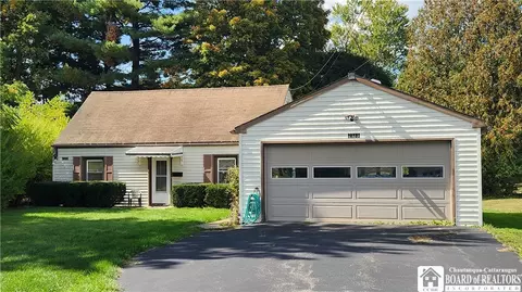 2323 Five Mile Rd, Allegany, NY 14706