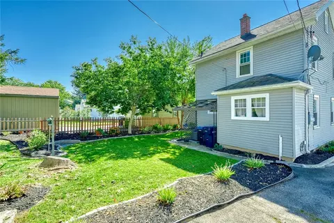 Exterior - 98 Keating Dr, Irondequoit, NY 14622 photo 7 of 10