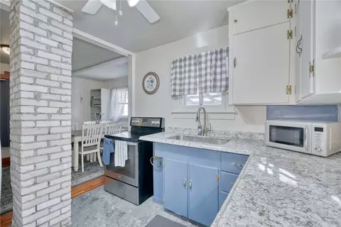 Kitchen - 98 Keating Dr, Irondequoit, NY 14622 photo 3 of 3