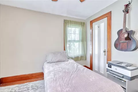 Bedroom - 98 Keating Dr, Irondequoit, NY 14622 photo 5 of 6