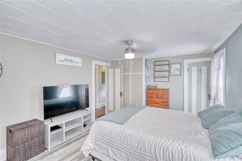 Bedroom - 98 Keating Dr, Irondequoit, NY 14622 photo 3 of 6