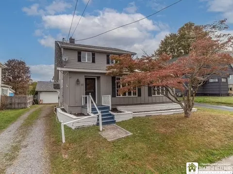 97 Martin Rd, Jamestown, NY 14701